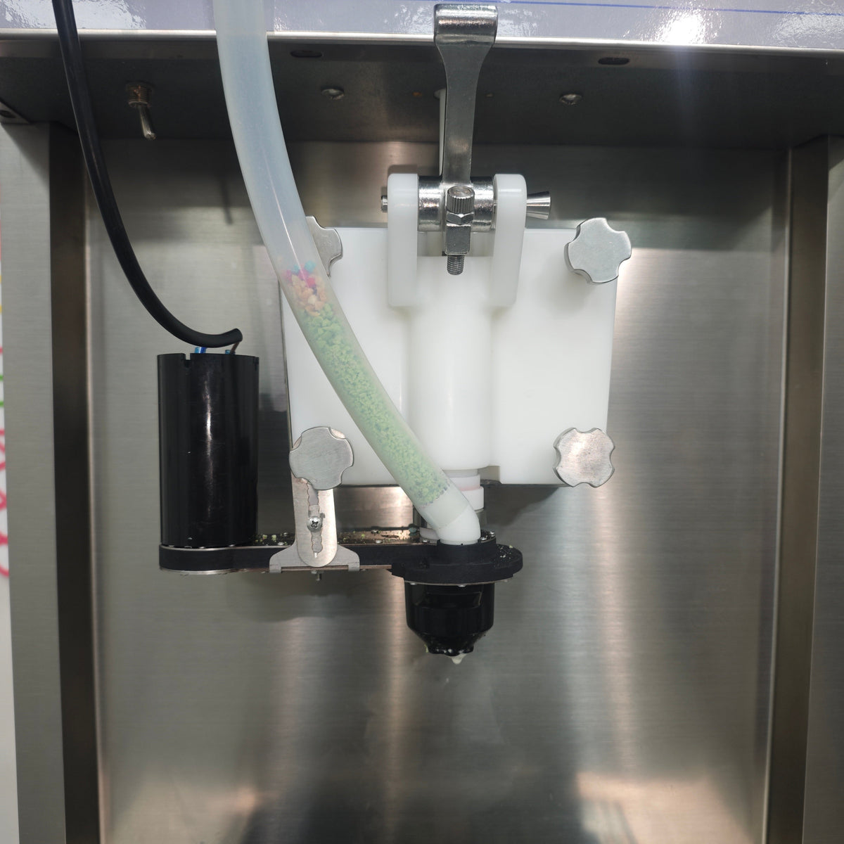 CC8 Flavor Burst Crunchi Creme Pump Pressurized Soft Serve Ice Cream Machine with CE ETL